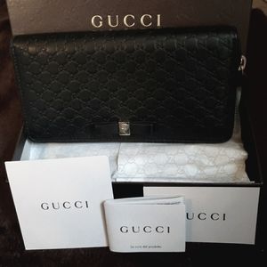 Authentic Gucci Wallet 🖤 👛